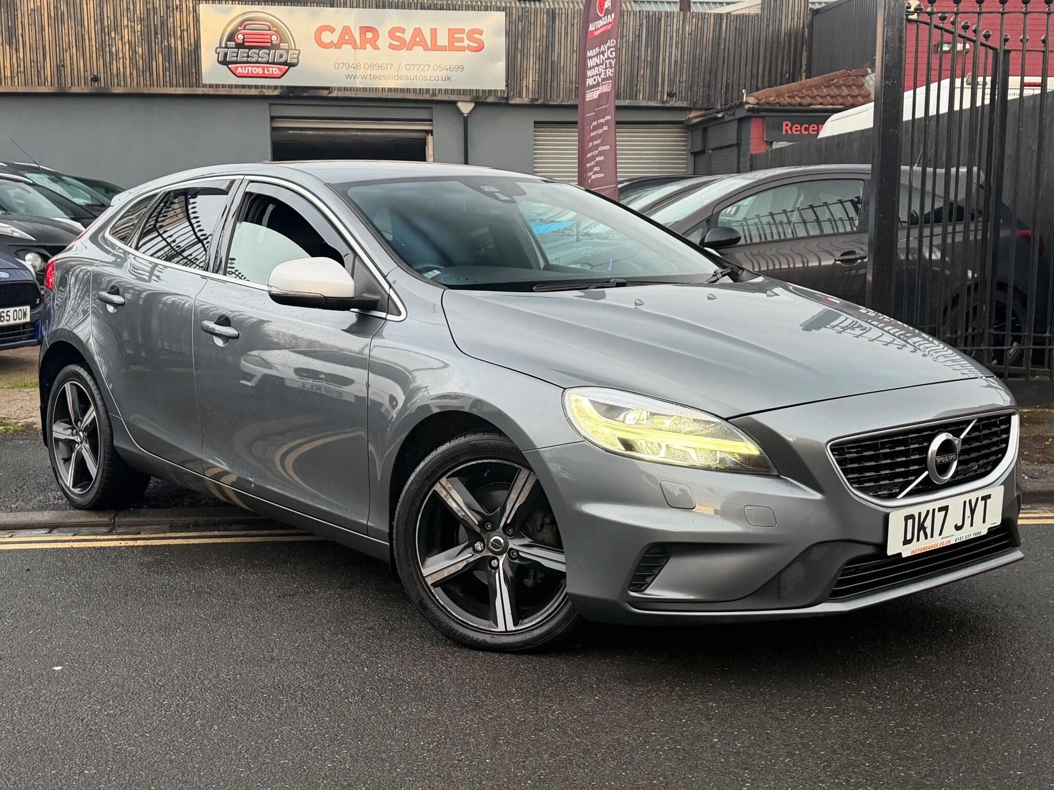 Volvo V40