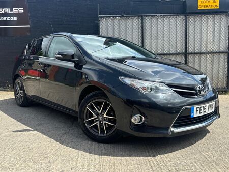 TOYOTA AURIS 1.6 V-Matic Icon Plus Euro 5 5dr