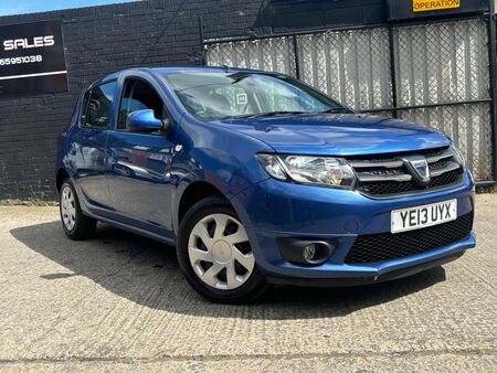 DACIA SANDERO 1.5 dCi Laureate Euro 5 5dr