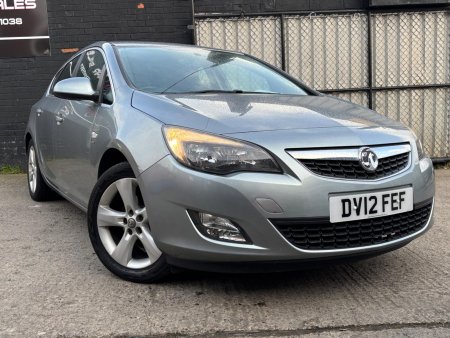 VAUXHALL ASTRA 1.6 16v SRi Euro 5 5dr